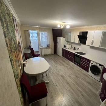 Сдается Многокомнатная квартира, 104 м²