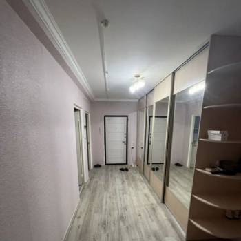 Сдается Многокомнатная квартира, 104 м²
