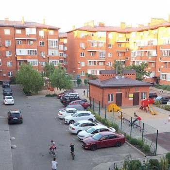 Продается 1-комнатная квартира, 40 м²