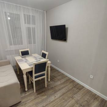 Сдается 1-комнатная квартира, 39 м²
