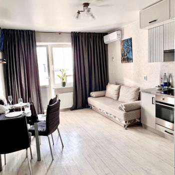 Сдается 1-комнатная квартира, 47 м²