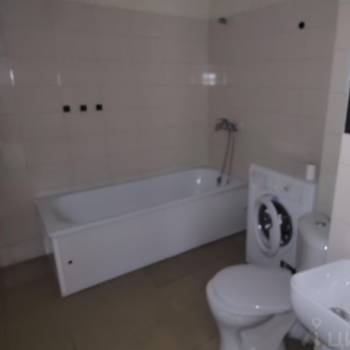 Продается 1-комнатная квартира, 51,6 м²