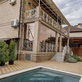 Продается Дом, 352 м²
