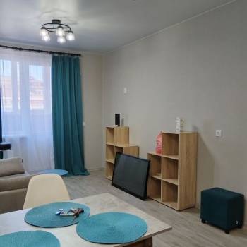 Сдается Многокомнатная квартира, 56 м²