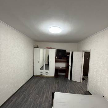 Продается 1-комнатная квартира, 34 м²