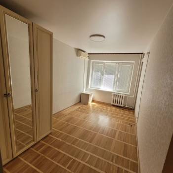 Сдается Многокомнатная квартира, 64 м²
