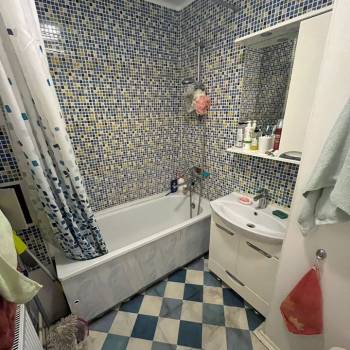 Сдается Многокомнатная квартира, 95 м²