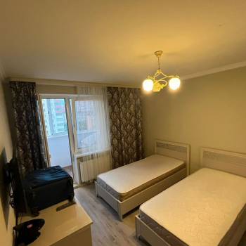 Сдается Многокомнатная квартира, 95 м²