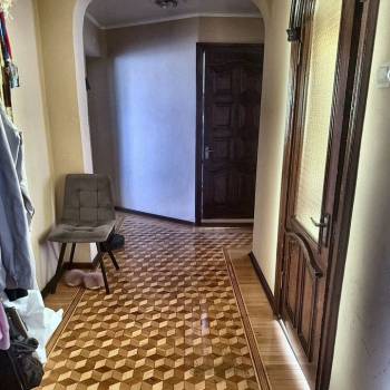Продается Многокомнатная квартира, 101 м²