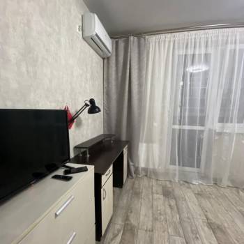 Сдается 1-комнатная квартира, 37 м²