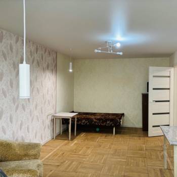 Сдается 1-комнатная квартира, 43 м²