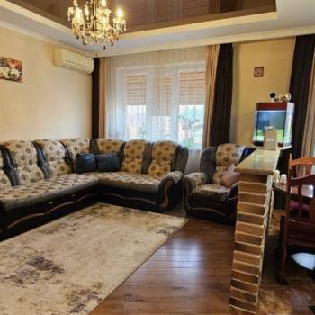 Продается Многокомнатная квартира, 98 м²