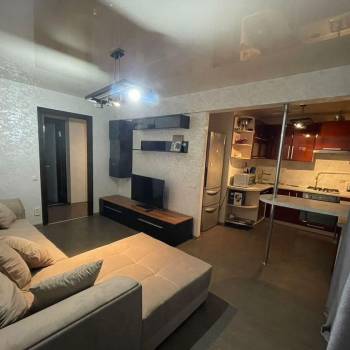 Продается 1-комнатная квартира, 44 м²