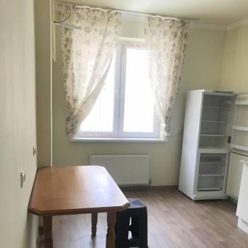 Сдается 1-комнатная квартира, 44 м²