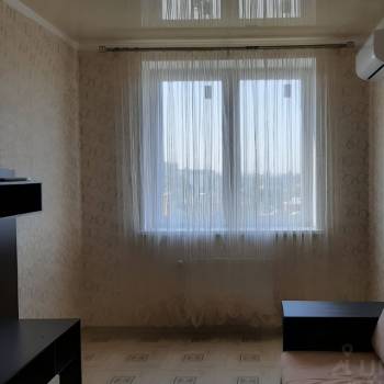 Сдается 1-комнатная квартира, 39 м²