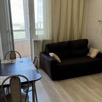Сдается 1-комнатная квартира, 40,5 м²