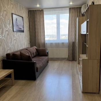 Сдается 1-комнатная квартира, 40,5 м²