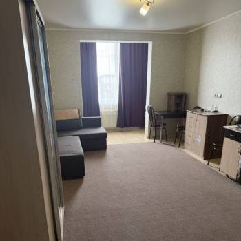 Сдается 1-комнатная квартира, 40 м²