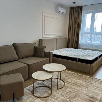 Продается 1-комнатная квартира, 45 м²