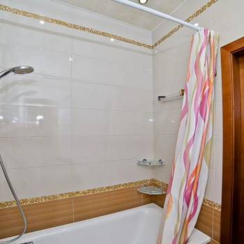 Продается Многокомнатная квартира, 98,7 м²