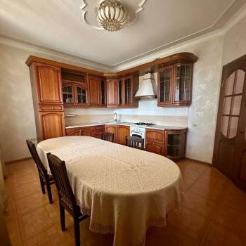 Продается Дом, 250 м²