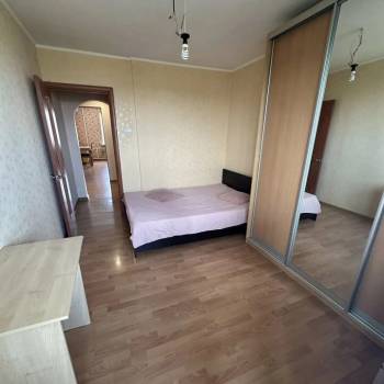 Продается 2-х комнатная квартира, 57 м²