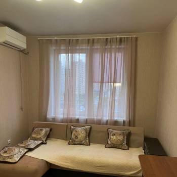 Сдается 1-комнатная квартира, 37 м²
