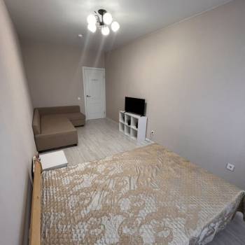 Сдается 1-комнатная квартира, 37 м²