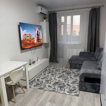 Сдается 1-комнатная квартира, 47 м²