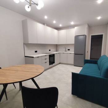Сдается 1-комнатная квартира, 52 м²
