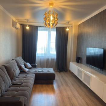 Сдается 1-комнатная квартира, 43 м²