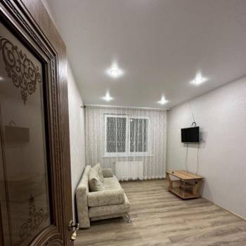 Сдается 1-комнатная квартира, 38 м²