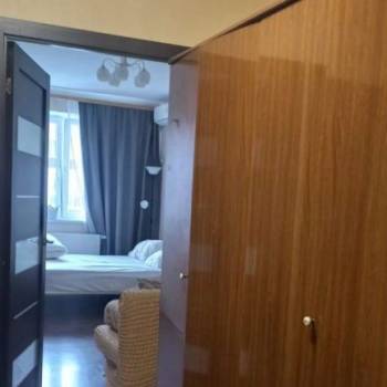 Сдается 1-комнатная квартира, 37 м²