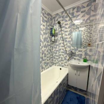 Сдается Многокомнатная квартира, 75 м²