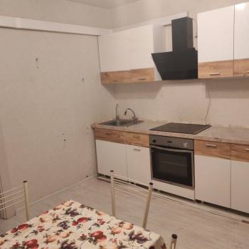 Сдается 2-х комнатная квартира, 72 м²