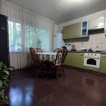 Продается Многокомнатная квартира, 85 м²