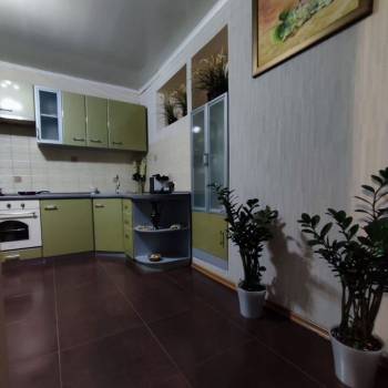 Продается Многокомнатная квартира, 85 м²