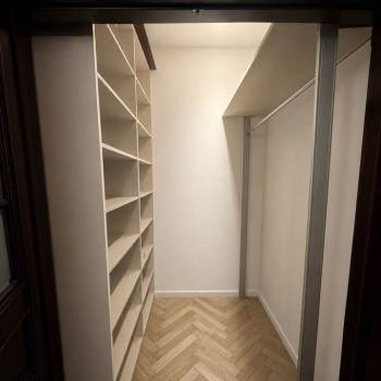 Продается Многокомнатная квартира, 105 м²