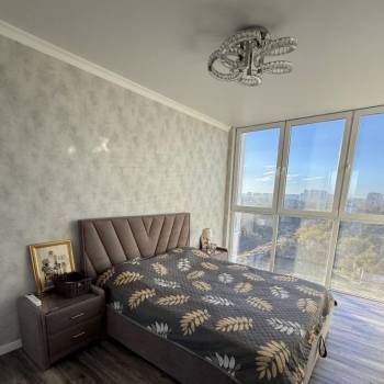 Продается 1-комнатная квартира, 52,6 м²
