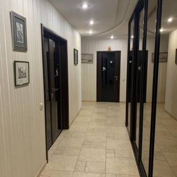 Сдается Многокомнатная квартира, 103 м²