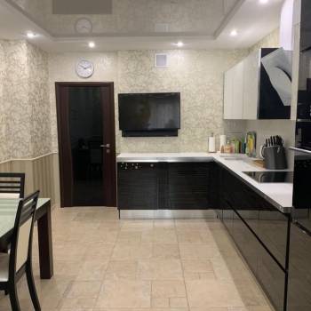 Сдается Многокомнатная квартира, 103 м²