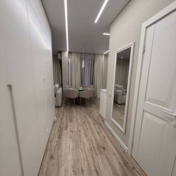 Продается 1-комнатная квартира, 40 м²