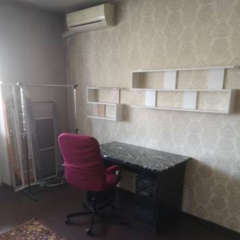 Продается 1-комнатная квартира, 42,9 м²
