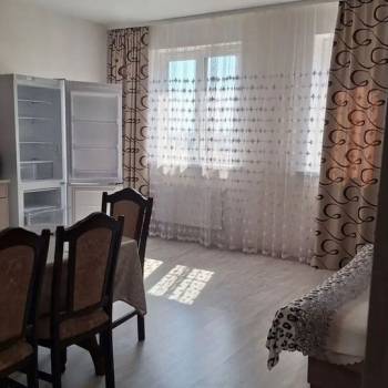 Сдается 1-комнатная квартира, 45 м²