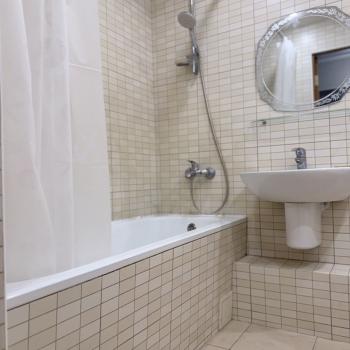 Сдается 1-комнатная квартира, 43 м²
