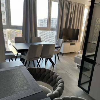 Продается 2-х комнатная квартира, 72 м²