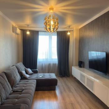 Сдается 1-комнатная квартира, 43 м²