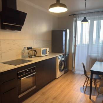 Сдается 1-комнатная квартира, 43 м²