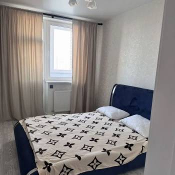 Сдается 2-х комнатная квартира, 63 м²