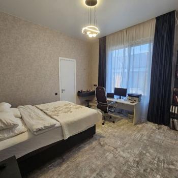 Продается Дом, 198 м²